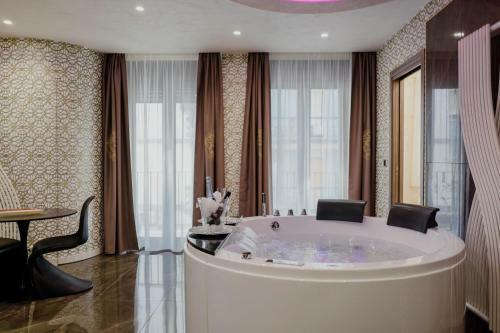 Hostal Miryam House