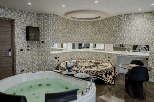 Hostal Miryam House