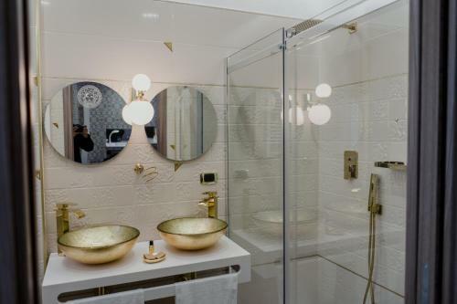 Hostal Miryam House