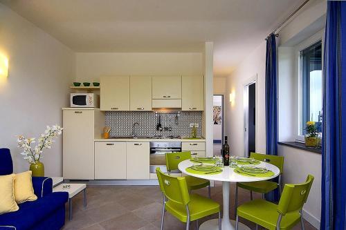 Sant'agata Sui Due Golfi Villa Sleeps 4 Pool Wifi