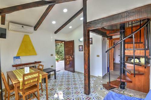 Sant'agata Sui Due Golfi Villa Sleeps 4 Air Con