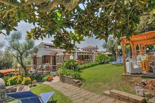 Sant'agata Sui Due Golfi Villa Sleeps 4 Air Con