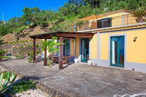 Sant'agata Sui Due Golfi Villa Sleeps 7 Pool Wifi