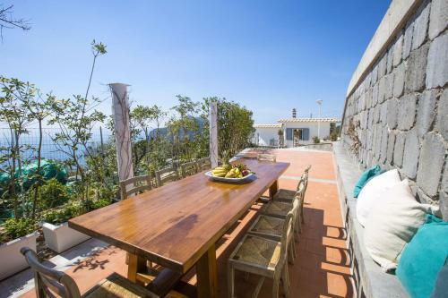 Amore Rentals - Villa Ligea
