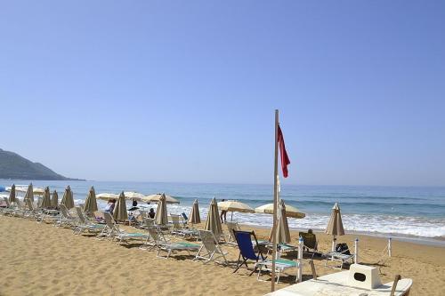 Santa Maria Villa Sleeps 6 Air Con Wifi
