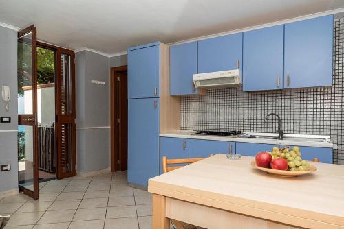 Santa Maria Villa Sleeps 6 Air Con Wifi