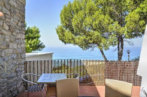 Santa Maria Villa Sleeps 6 Air Con Wifi