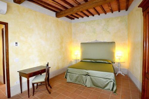 Ellerone Villa Sleeps 24 Pool Air Con Wifi