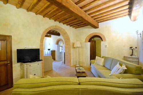 Ellerone Villa Sleeps 24 Pool Air Con Wifi