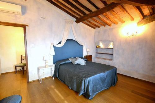 Ellerone Villa Sleeps 24 Pool Air Con Wifi