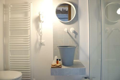 Hostal C� Ma�na