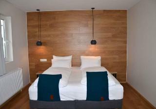Stracta Hotel Hella
