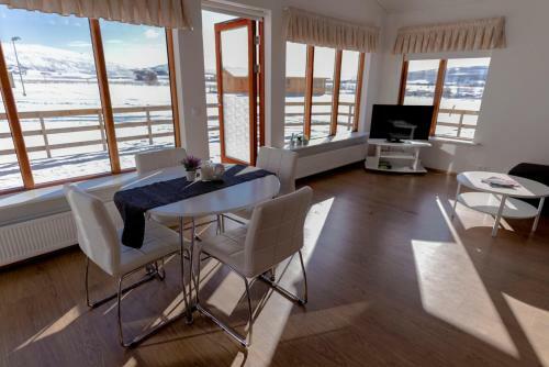 Hostal Guesthouse Brekka