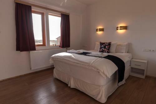 Hostal Guesthouse Brekka