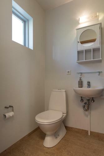 Hostal Guesthouse Brekka
