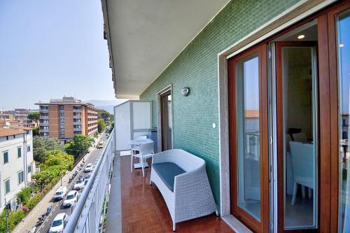 Apartment In Sorrento Sleeps 4 With Air Con