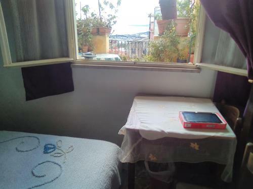 Hostal Room In Guest Room - Lucente Room With Etna View