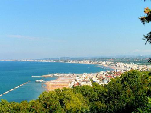 Villa Alluring Apartment In Tavullia With Swimming Pool