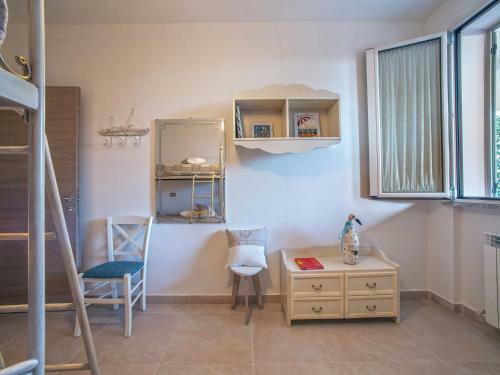 Villa Alluring Apartment In Tavullia With Swimming Pool