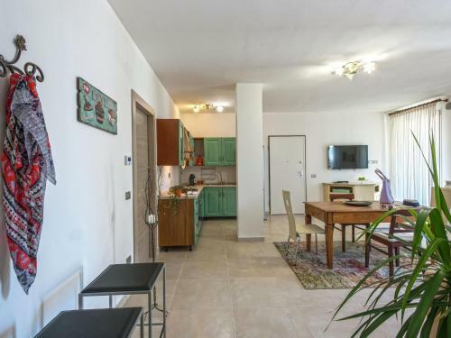Villa Alluring Apartment In Tavullia With Swimming Pool
