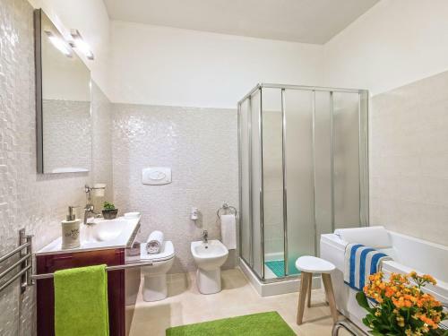 Villa Alluring Apartment In Tavullia With Swimming Pool