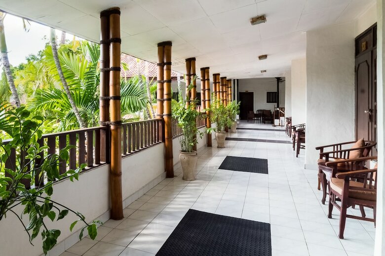 Sarinande Hotel