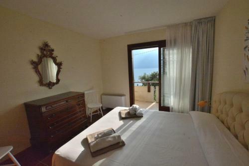 Apartment San Remo With Pool