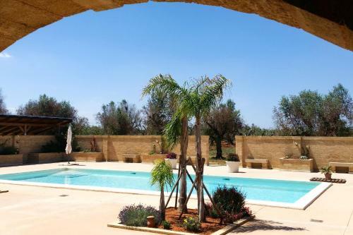 Villa Masseria Fortificata Con Piscina E Spiaggia M770