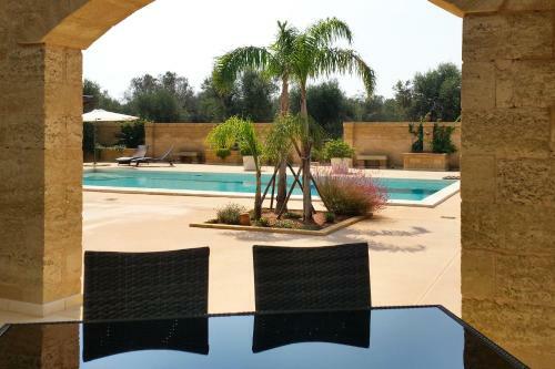Villa Masseria Fortificata Con Piscina E Spiaggia M770
