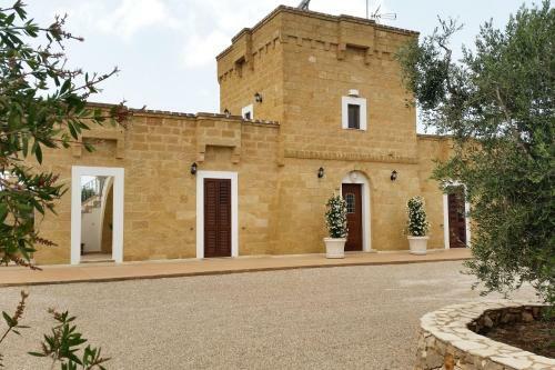Villa Masseria Fortificata Con Piscina E Spiaggia M770