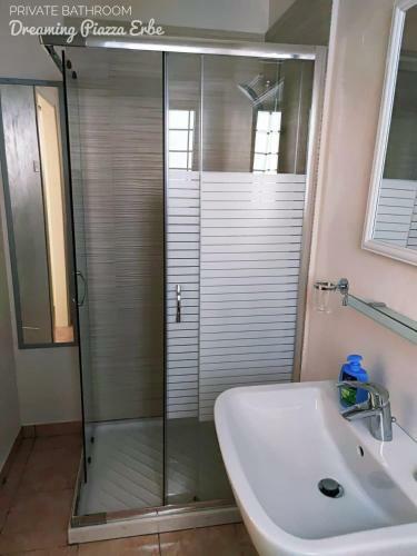 Hostal Dreaming Piazza Erbe Rooms