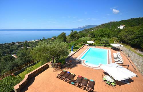 Cammaresano-villano Villa Sleeps 16 Pool Air Con