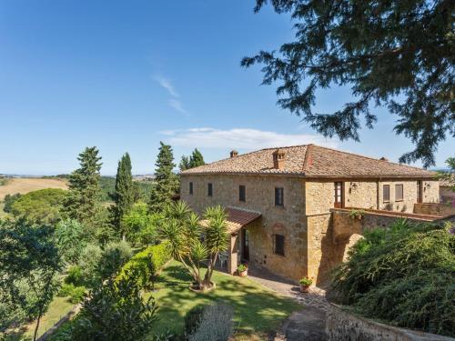 Tranquil Holiday Home In Volterra With Swimming Pool