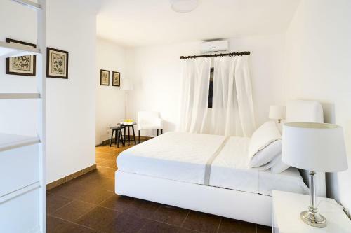 Fontane Bianche Villa Sleeps 12 Pool Air Con Wifi