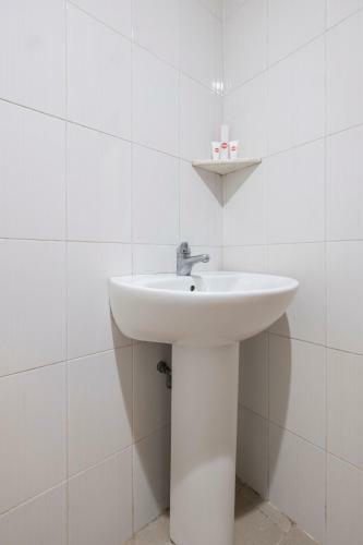 Hostal Makassar Guest House