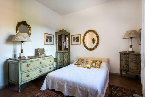 Le Colonne Villa Sleeps 16 Pool Air Con Wifi
