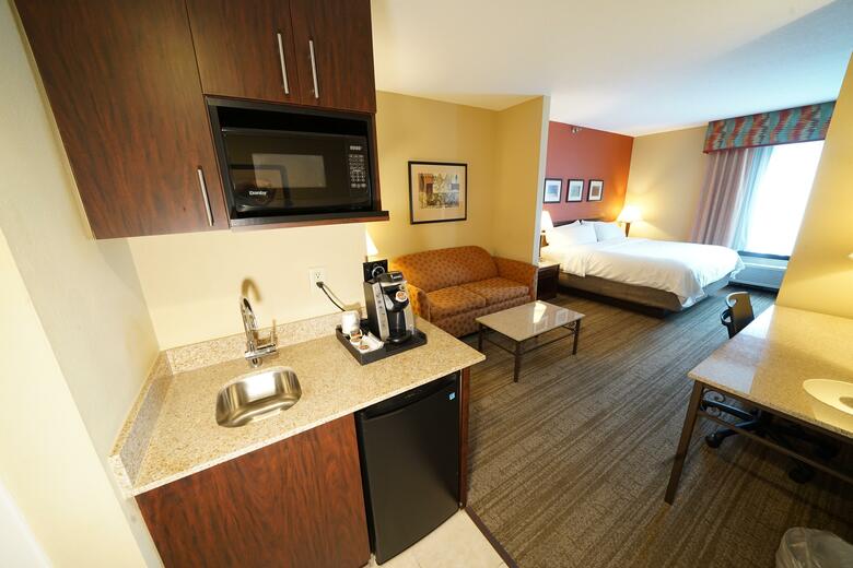 Holiday Inn Express Hotel & Suites Oldsmar