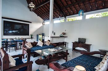 Villa Ambary House