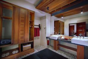 Hotel Aston Sunset Beach Resort - Gili Trawangan