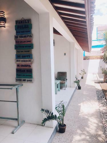 Rumah Kalua Villa