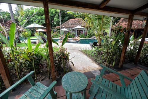 Hostal Coconut Garden Resort