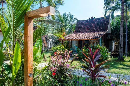 Hostal Coconut Garden Resort