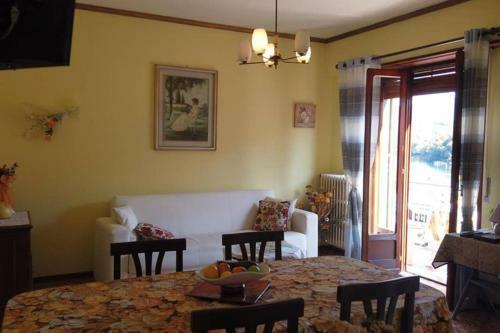 Leos Apartment Sala Comacina