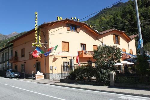 Hotel Lion