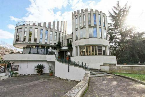 Near Ifo Roma Sweet Home Studio Apartment