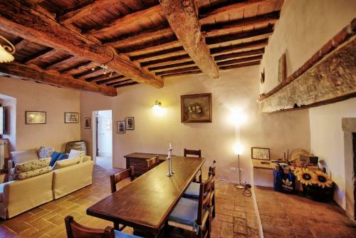 Calcinaia Apartment Sleeps 6 Pool Wifi