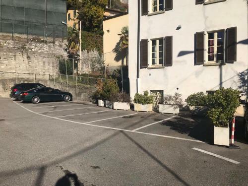 Carate 16 Apartment With Balcony & Lake View