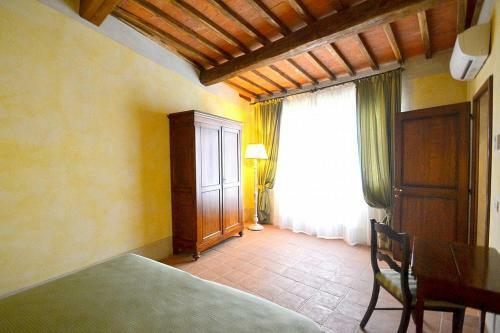 Ellerone Villa Sleeps 16 Pool Air Con Wifi