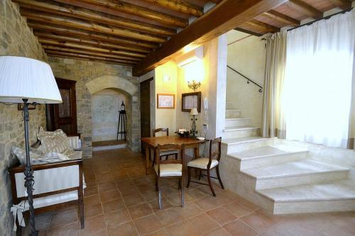 Ellerone Villa Sleeps 16 Pool Air Con Wifi