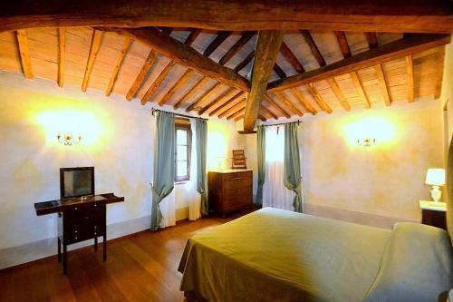 Ellerone Villa Sleeps 16 Pool Air Con Wifi